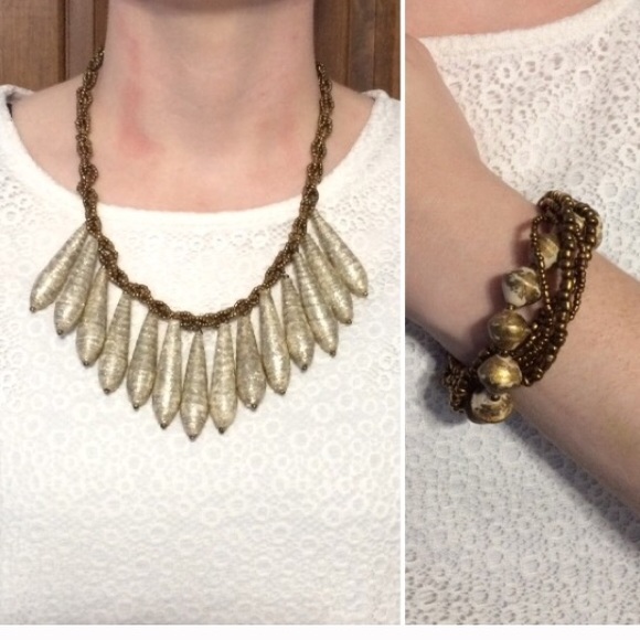 5/$25 | 31 BITS Holiday Sparkle Bundle - Picture 2 of 3